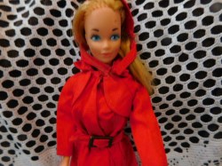 BARBIE RED FOR RAIN TOP